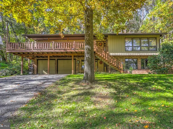 150 Black Rock Rd, Quarryville, PA 17566