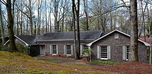1st image of 458 Willowbrook Dr SE
