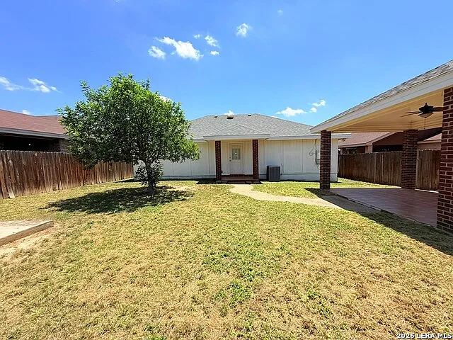1659 Champion Cir — Photo 19