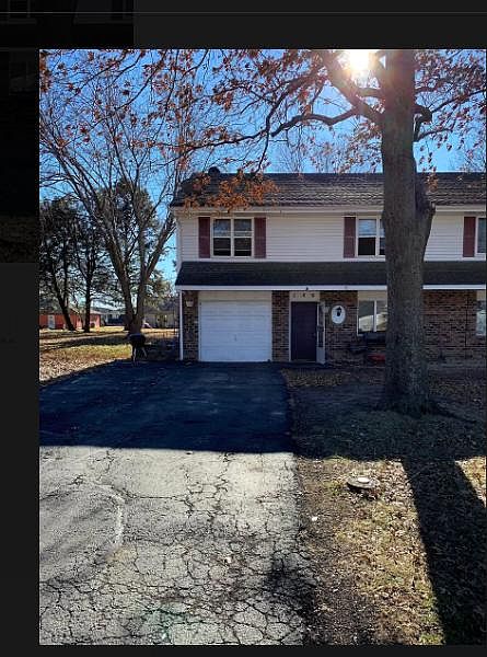 1st image of 109 N 10th St #1