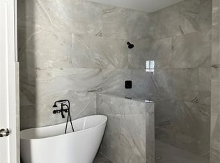 10123 Grover Ln #A, Houston, TX 77041