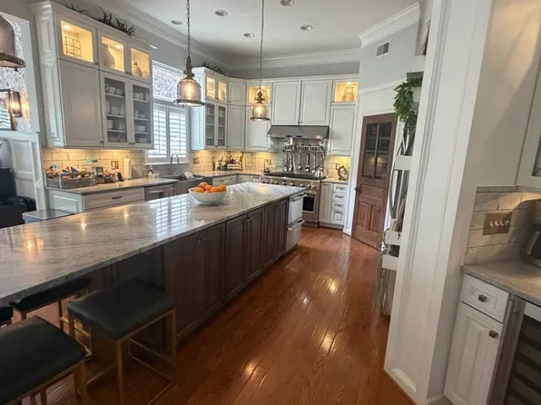 214 Bowen Ct, Annapolis, MD 21401