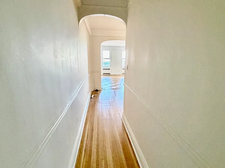40 Shore Blvd #5H — Photo 4