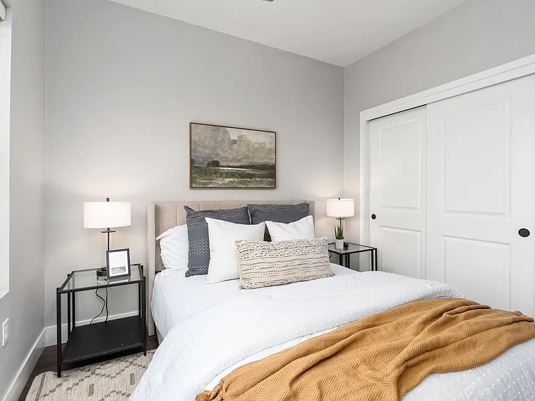 The Palms Luxury Condominiums — Photo 12
