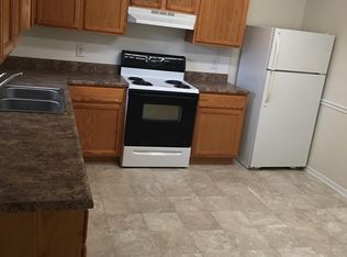 2341 Gillespie St APT 3, Springfield, IL 62704