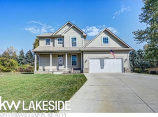 26377 Pine Gate Dr, Chesterfield, MI 48051