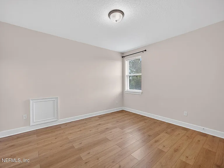 32 Talori Ave — Photo 41