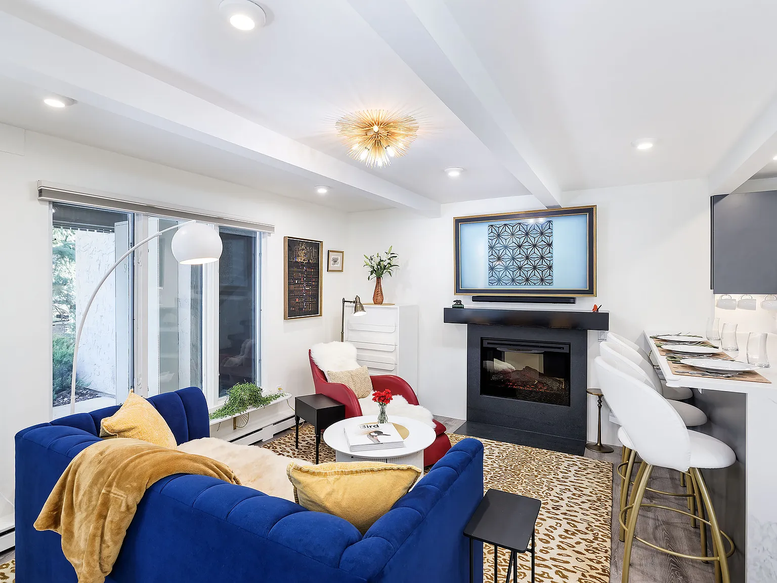 1 bed, 557 sqft, $12,000 — Photo 3