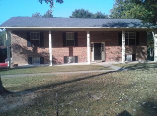 205 Candora Rd, Maryville, TN 37804