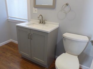 15 Bank St, Derby, CT 06418