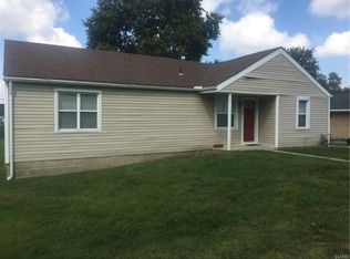 1883 Rice Blvd, Fairborn, OH 45324