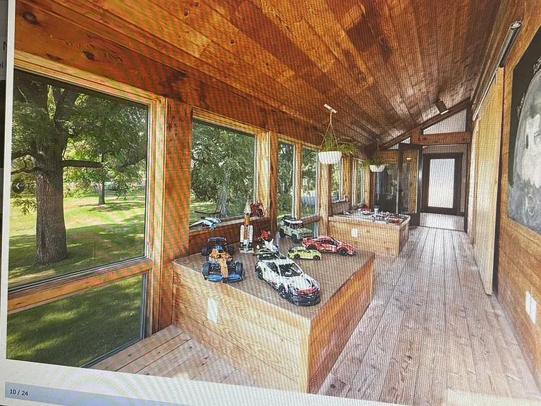 101 Hunt Dr — Photo 10