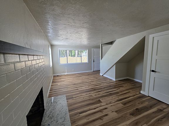 3rd image of 87786 Territorial Rd