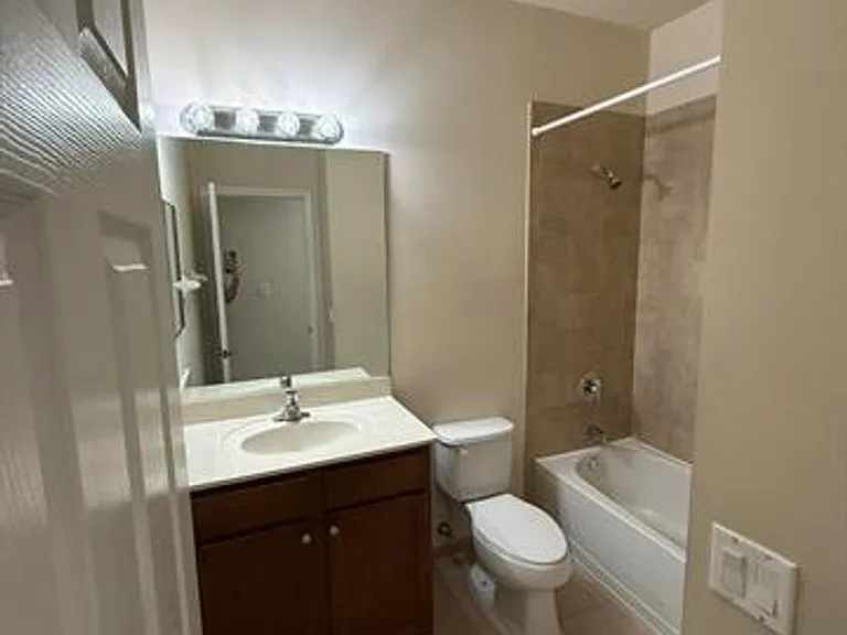 17093 SW 93rd St #Townhouse 17093 — Photo 28
