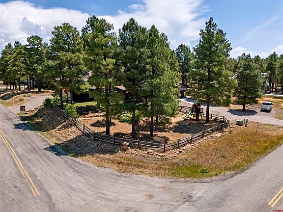 3rd image of 708 Oakwood Circle