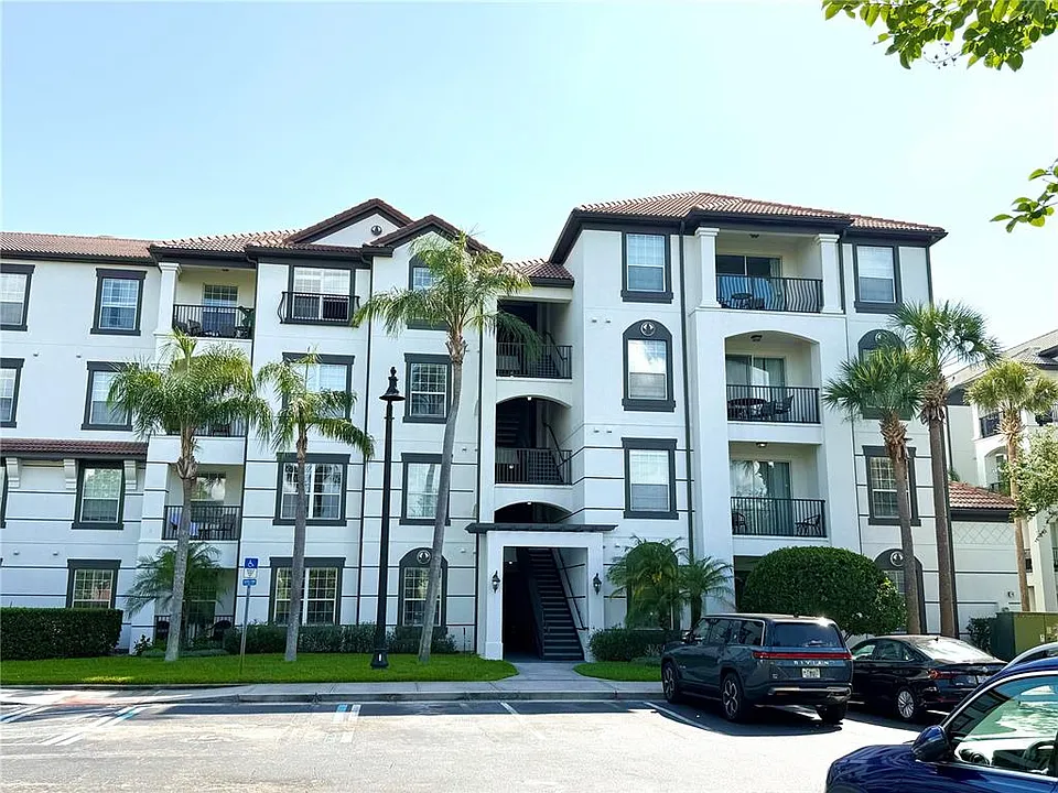 4024 Breakview Dr #105