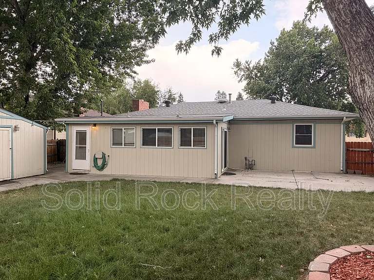 2527 Mount Vernon St — Photo 20