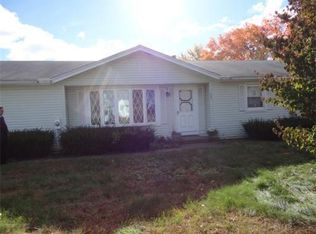 539 Cooper St, Agawam, MA 01001
