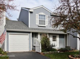 3319 Huntington Ln, Island Lake, IL 60042