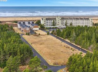 7th St SW, Long Beach, WA 98631