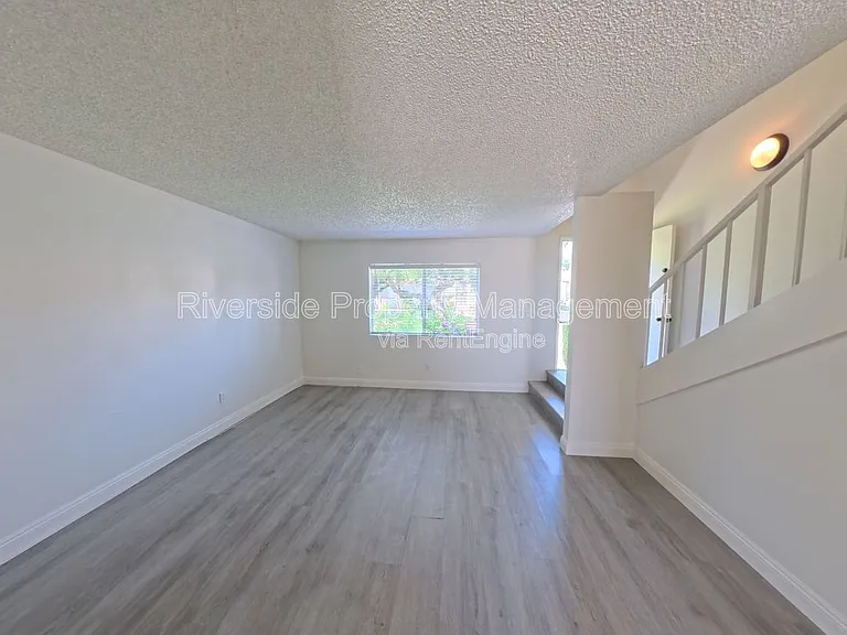 2255 Cahuilla St #105 — Photo 10