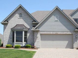 3503 Ridge Pointe Dr, Geneva, IL 60134