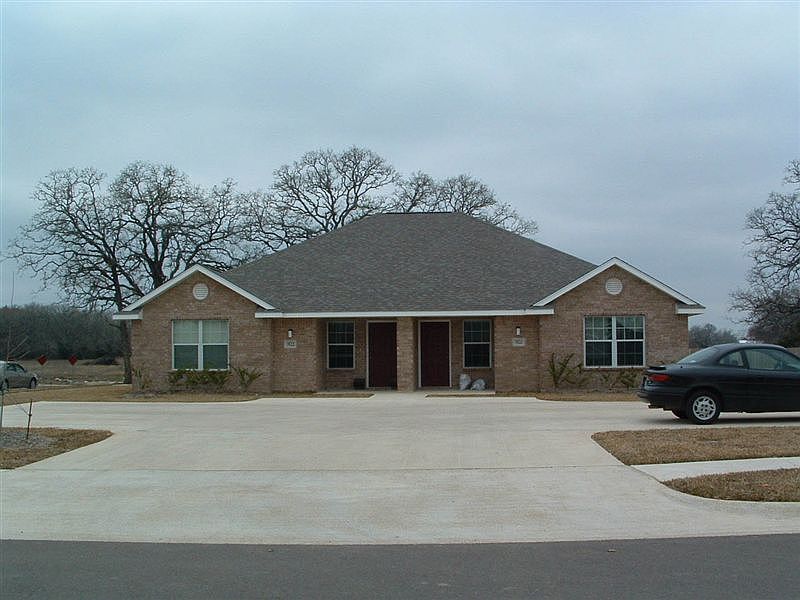 3520-22 outside