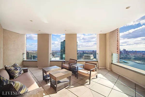 Rented by Living New York | media 8