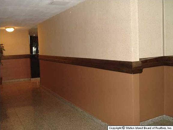 3rd image of 145 Lincoln Ave APT 6K