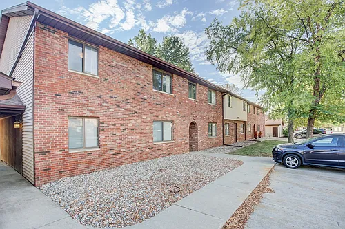 1804-5 Oliver Dr Photo 1
