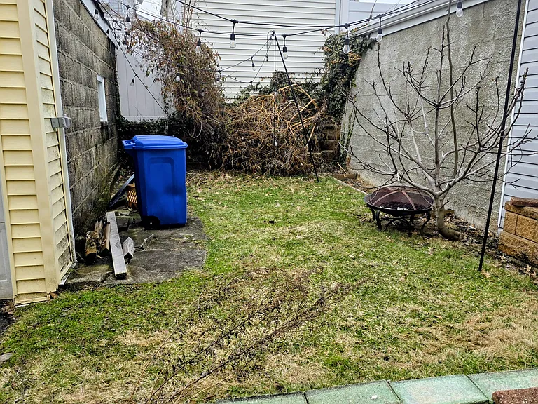 245 Beech St #2 — Photo 18