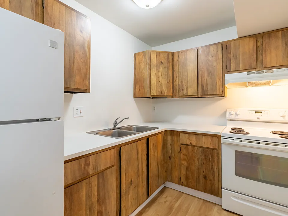 Knob Pines Apartments