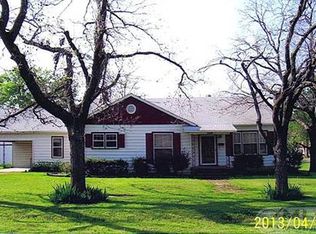 400 SE 4th St, Kerens, TX 75144