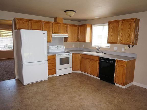 4th image of 6408 Fenway Dr