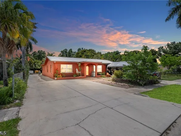 422 Bellair Rd, Fort Myers, FL 33905