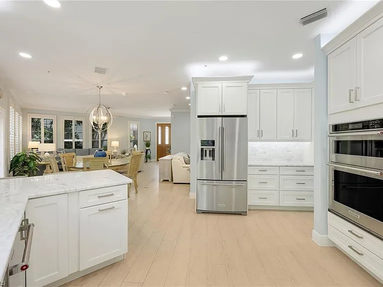269 Colonade Cir #2802 — Photo 18