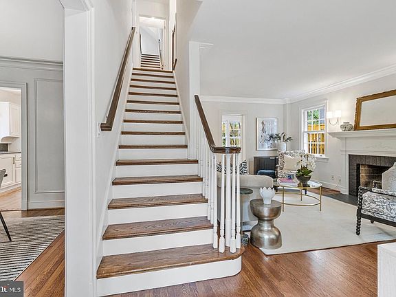 5th image of 2921 Legation St NW