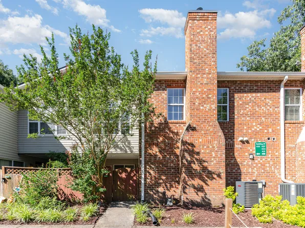 435 Summerwalk Cir #435, Chapel Hill, NC 27517