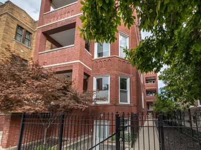 2054 W Augusta Blvd #1, Chicago, IL, 60622