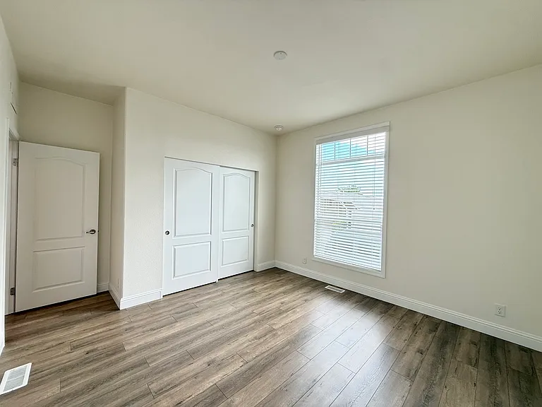 3595 Santa Fe Ave #227 — Photo 26