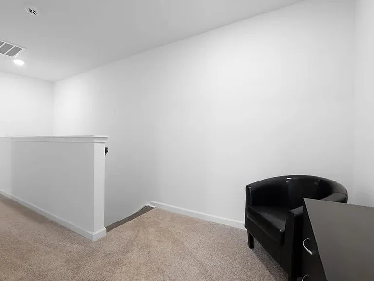 Building's Lounge