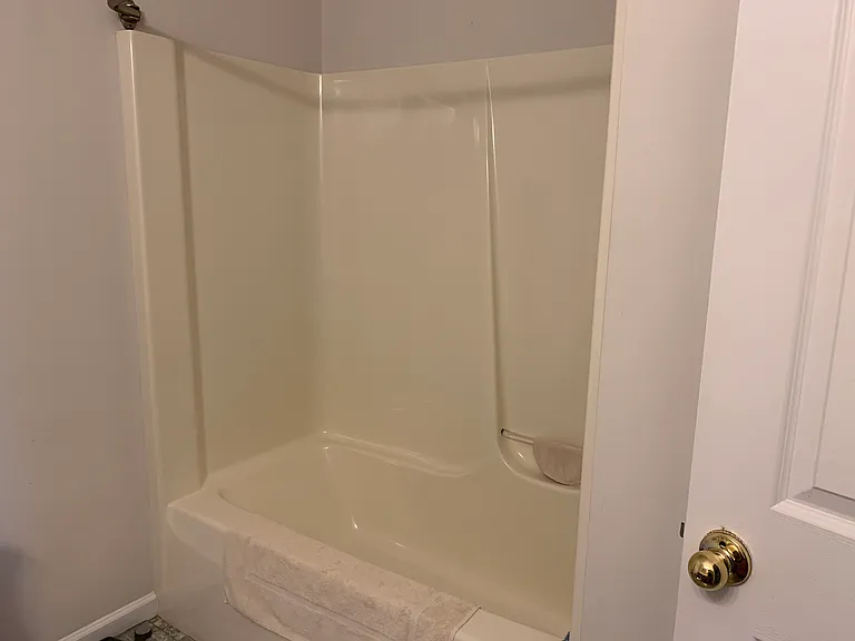 138 Madison St — Photo 15