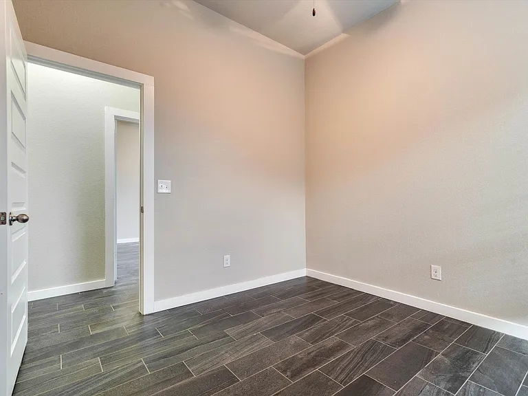 130 Hidden Springs Dr — Photo 14