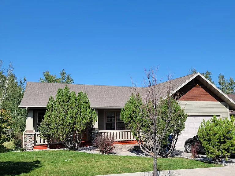 2959 Oliver St — Photo 1