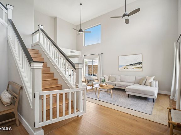 5th image of 3364 E MENADOTA Drive