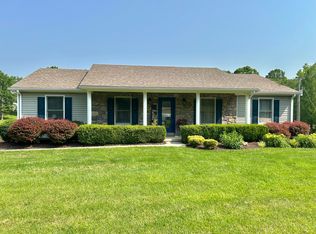 5036 Huntington Woods Rd, Frankfort, KY 40601