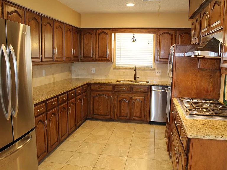 4216 Marshall Ct — Photo 7
