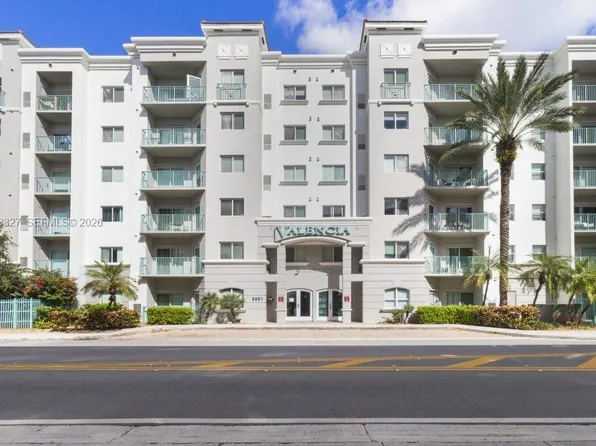 6001 SW 70th St, South Miami, FL