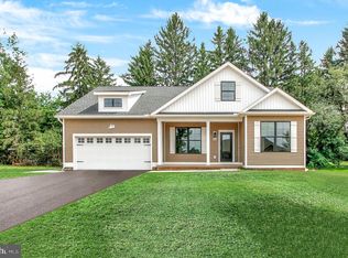 7668 Green Ridge Ln, Abbottstown, PA 17301