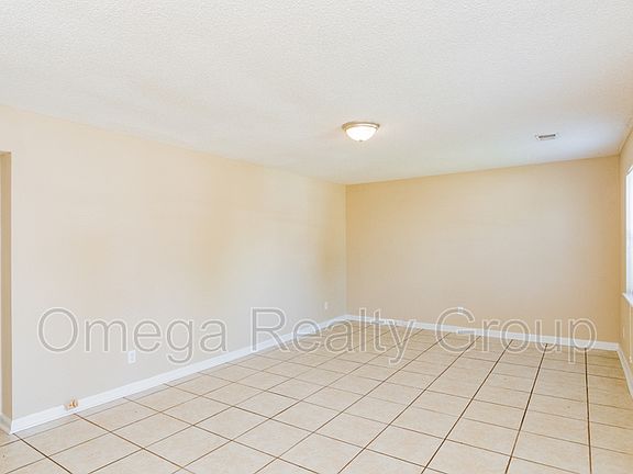 5th image of 2269 Cheshire Dr